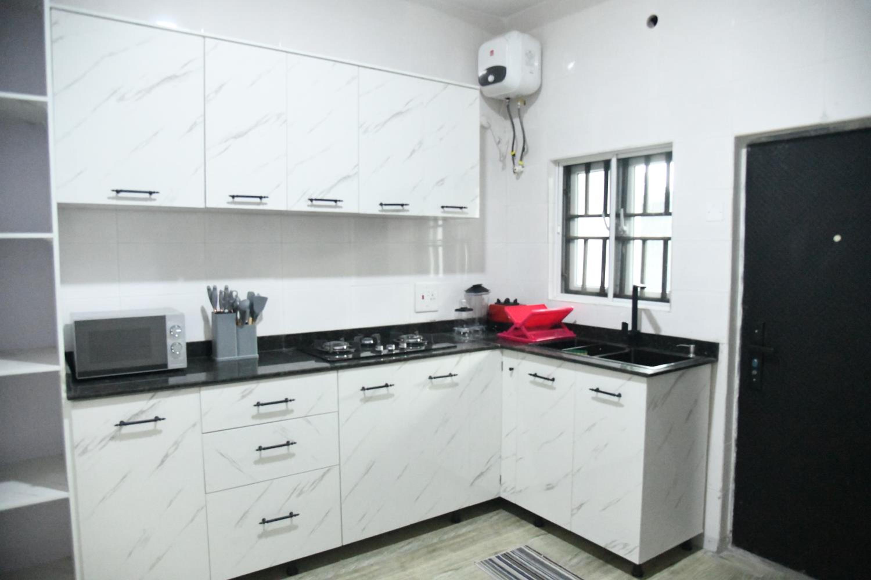 GL Apartments view 4