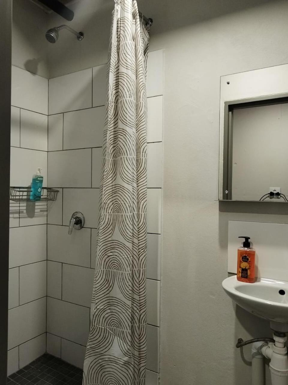 The Onyx Affordable Stay