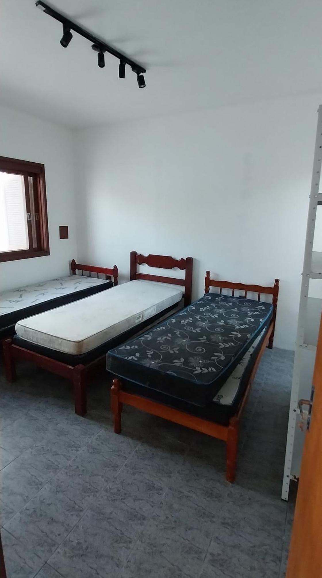 Casa Ampla 2 dormitorios LARANJAL temporada