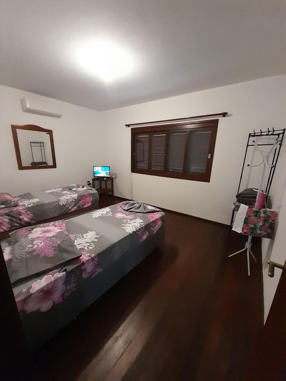 Casa Ampla 2 dormitorios LARANJAL temporada