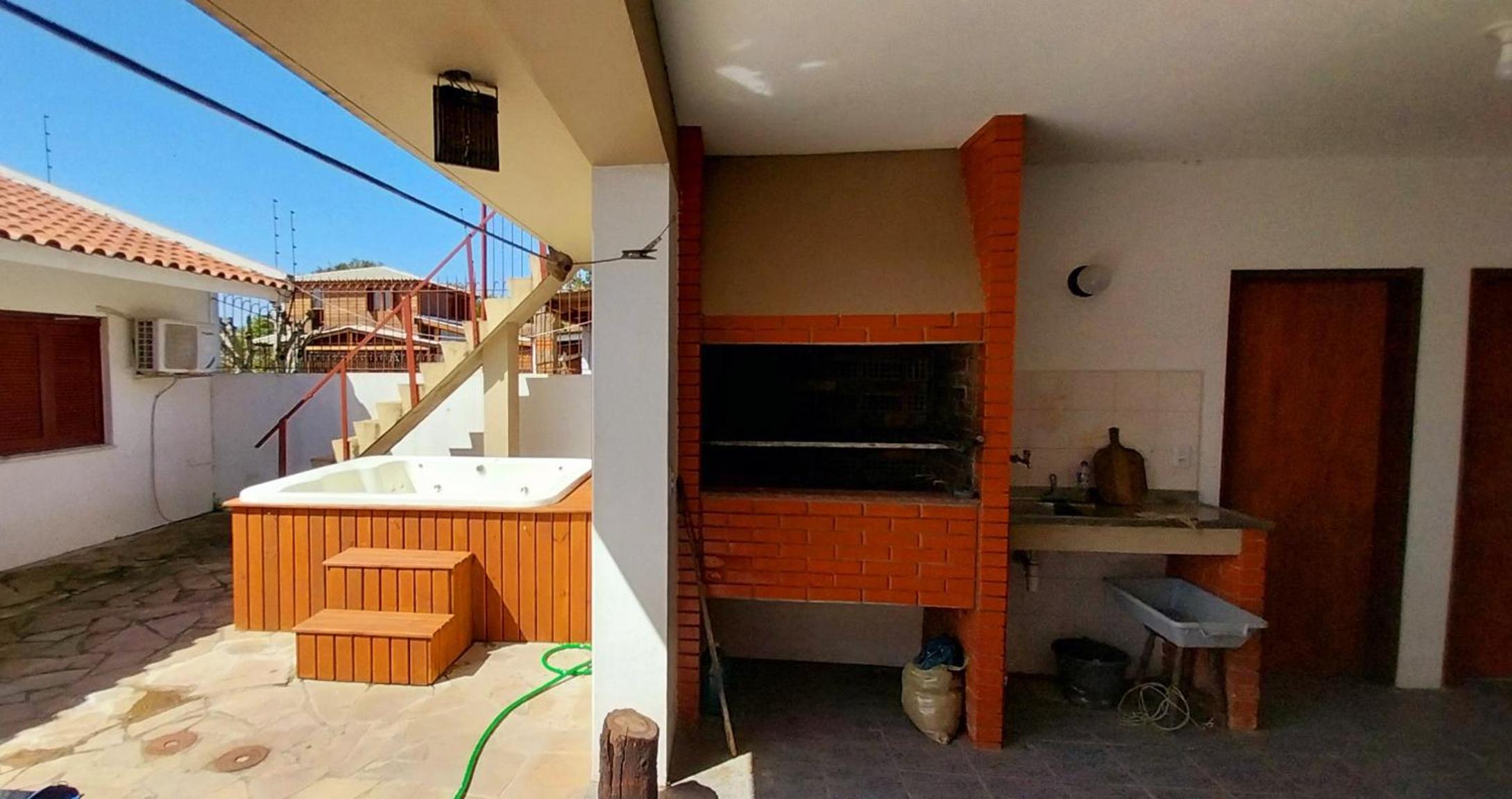Casa Ampla 2 dormitorios LARANJAL temporada