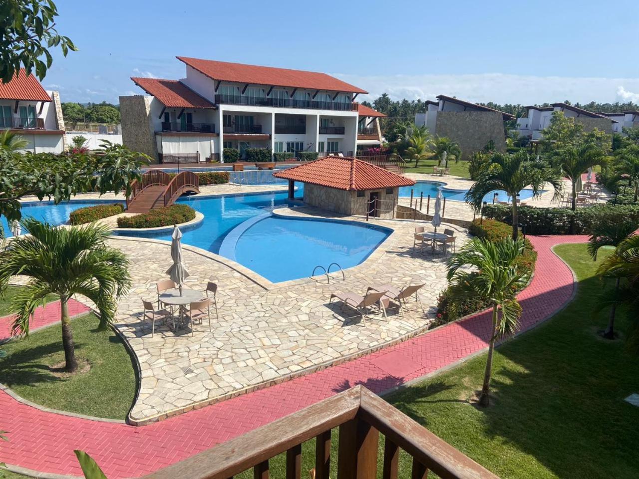 Lindo flat duplex Praia de Carneiros Cond Meridional