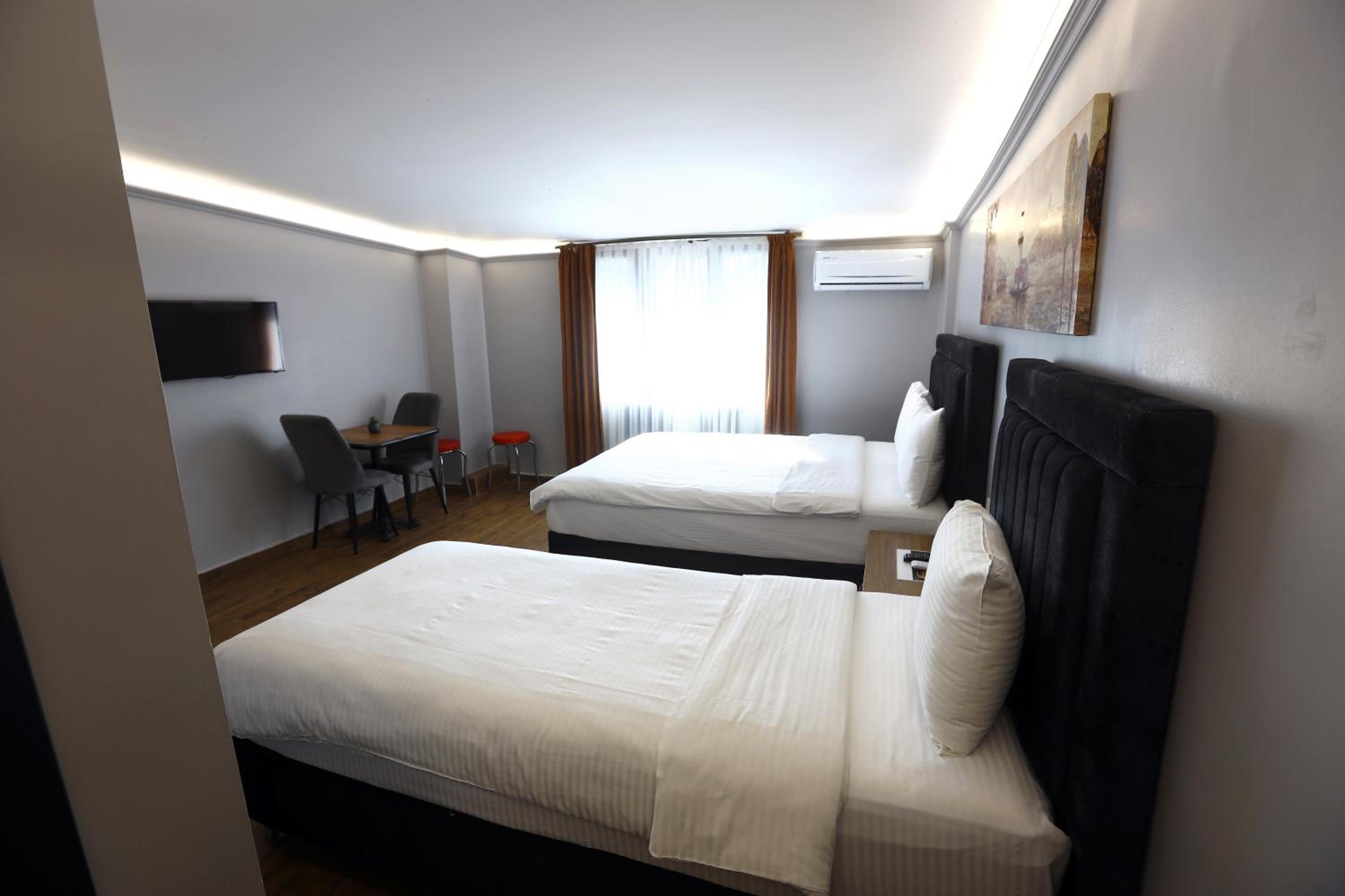 Zendy Suite Otel - Image 42
