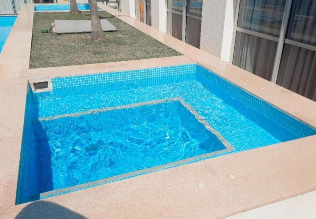 Apto com otima localizacao na Barra da Tijuca RJ