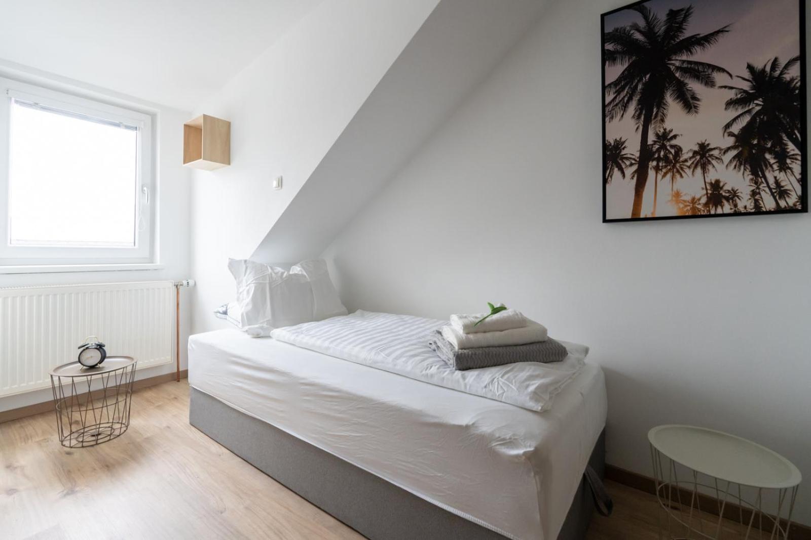 Spacious 7-Person Leoben Apartment - Ideal for Workers, Groups & Family