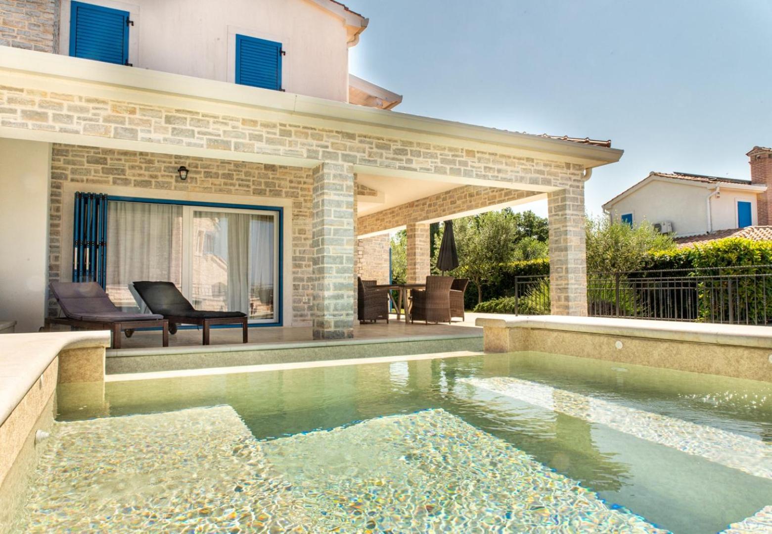 Villa Torre III view 5