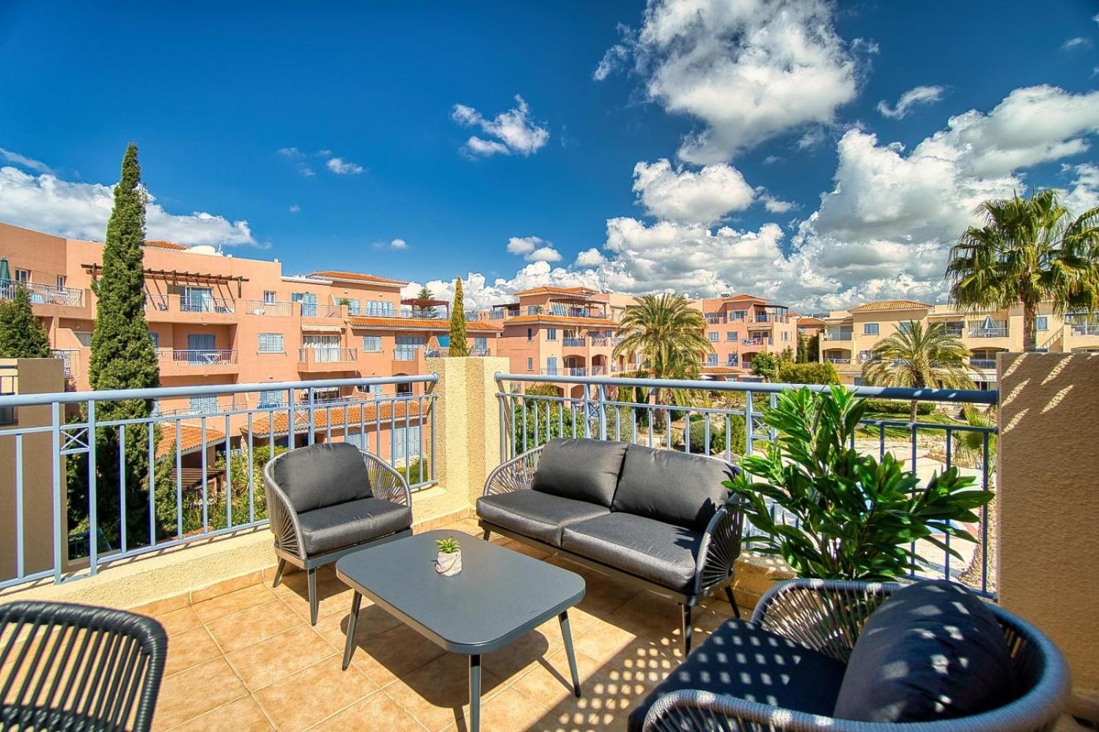 Limnaria Gardens H 202