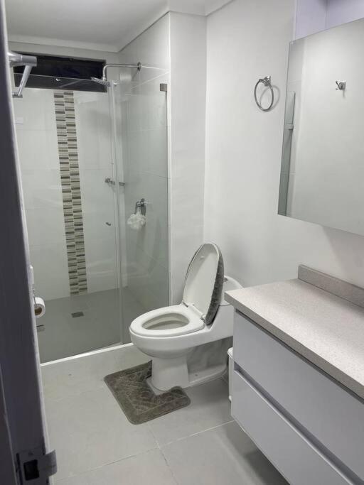 Bocagrande Spacious apt 128m near Beaches