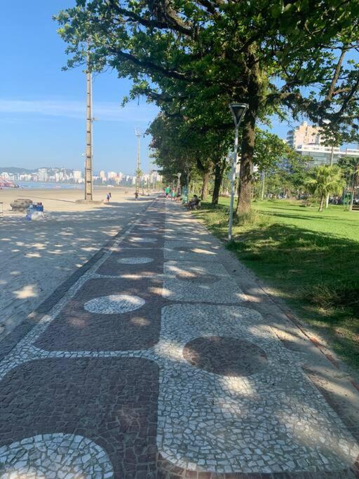 Apto32-Encantador -2 quartos- em Santos-SP com ar condicionado