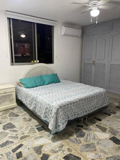 Bocagrande Spacious apt 128m near Beaches