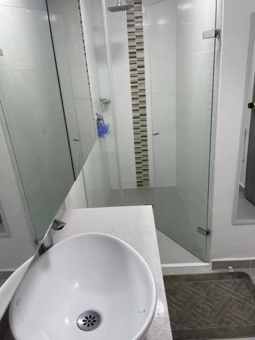Bocagrande Spacious apt 128m near Beaches