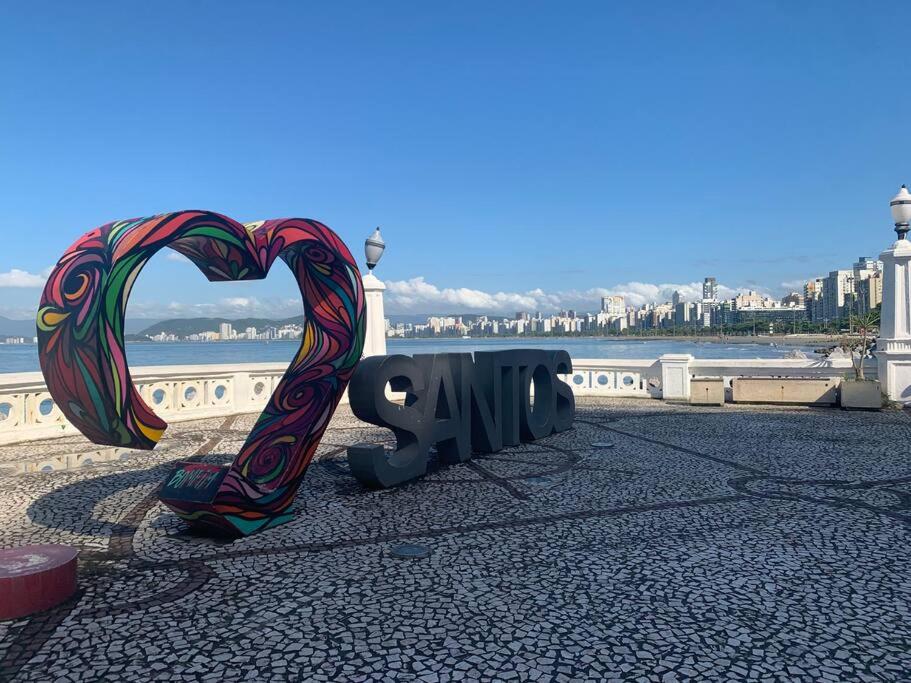 Apto32-Encantador -2 quartos- em Santos-SP com ar condicionado