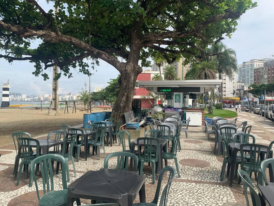 Apto32-Encantador -2 quartos- em Santos-SP com ar condicionado