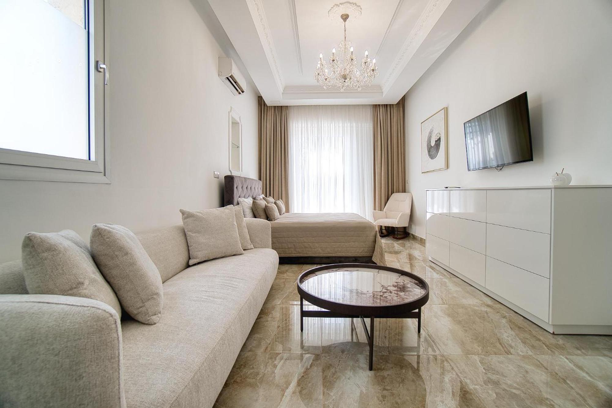 Luxury Seafront Prestige Villa 1
