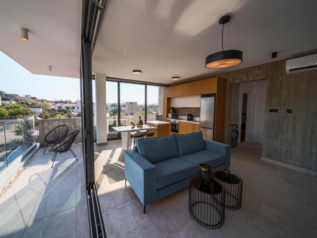 Avenue 101 2 BED