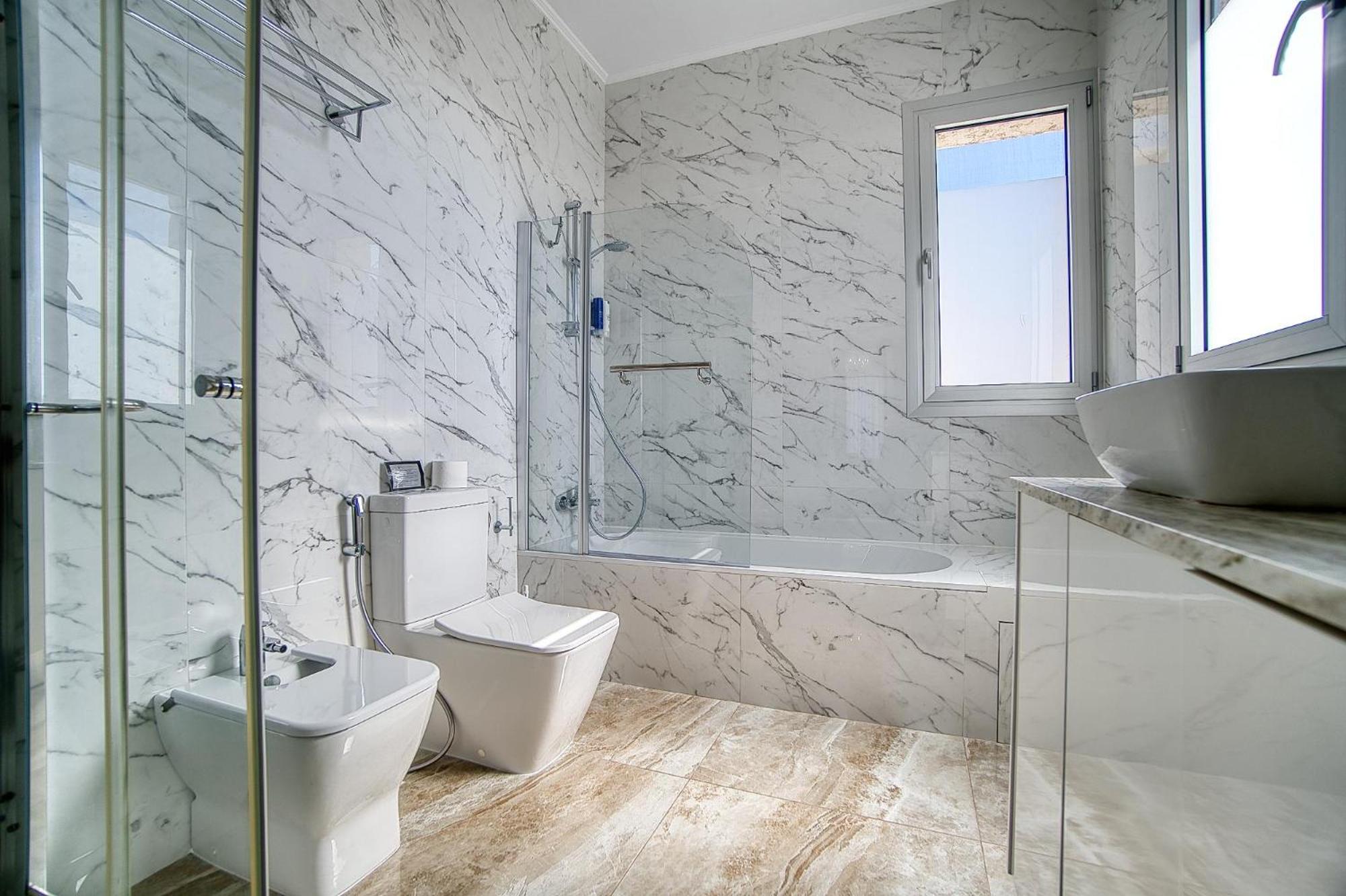 Luxury Seafront Prestige Villa 1