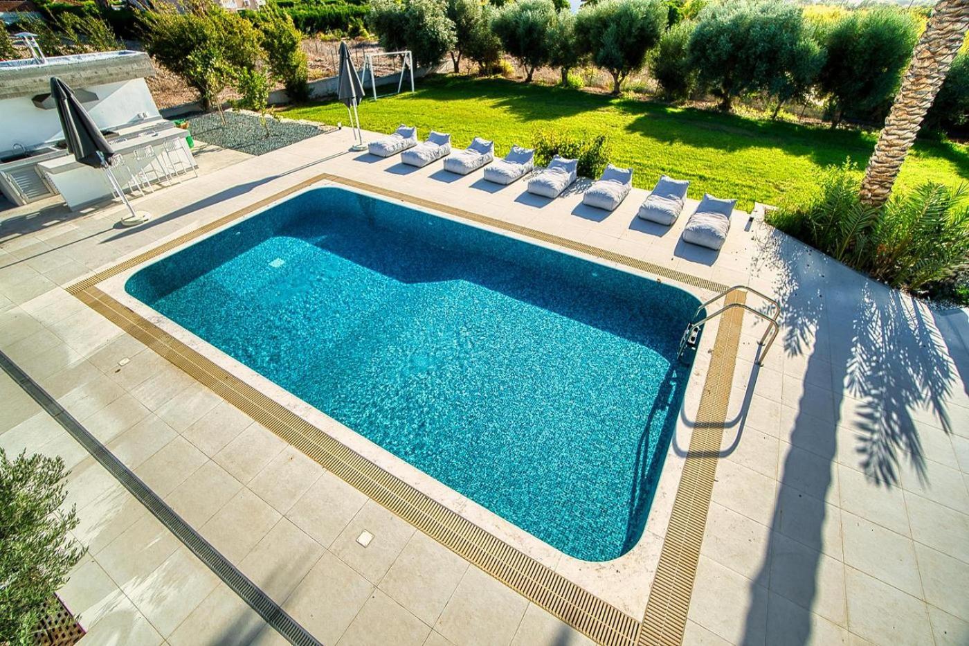 Luxury Oasis Villa