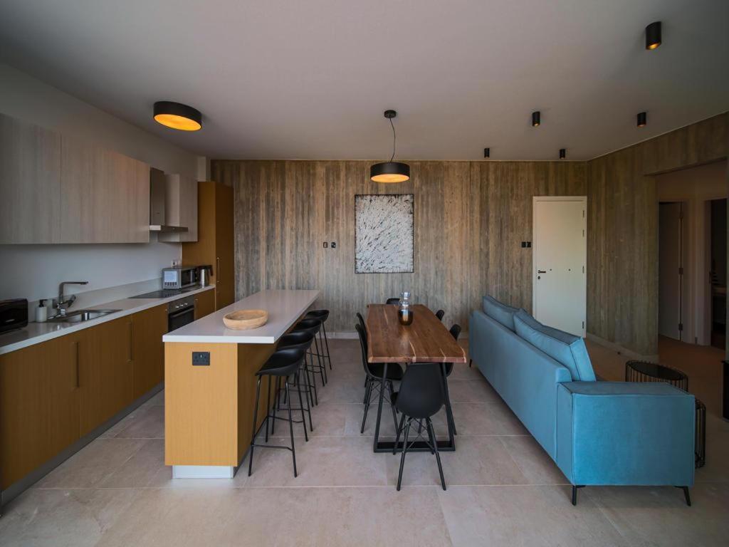 Avenue 203 3 bedroom apartment