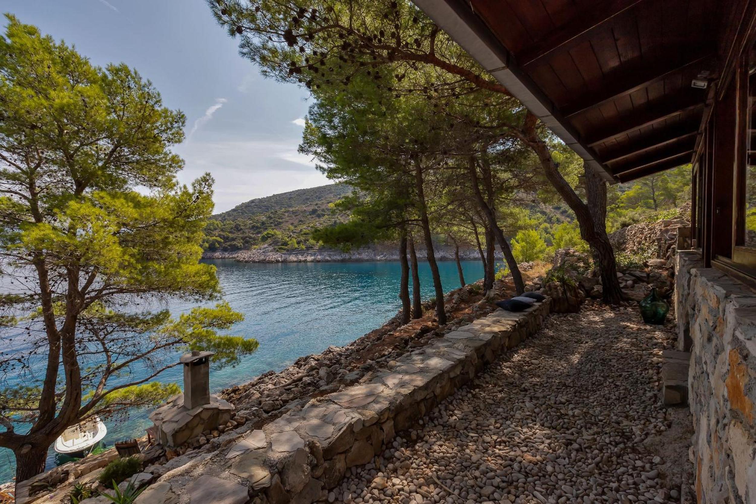 Haus In Općina Sućuraj Mit Grill Und Terrasse