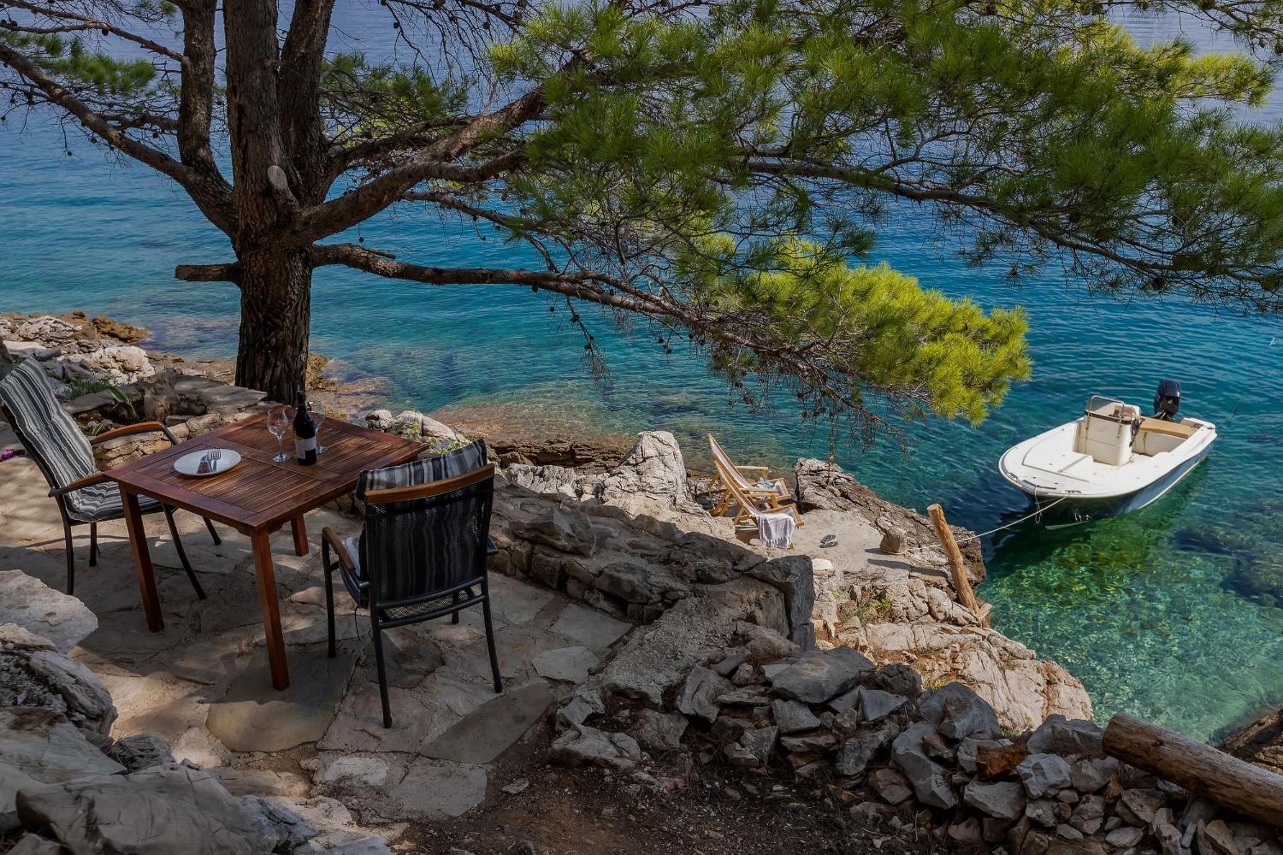 Haus In Općina Sućuraj Mit Grill Und Terrasse