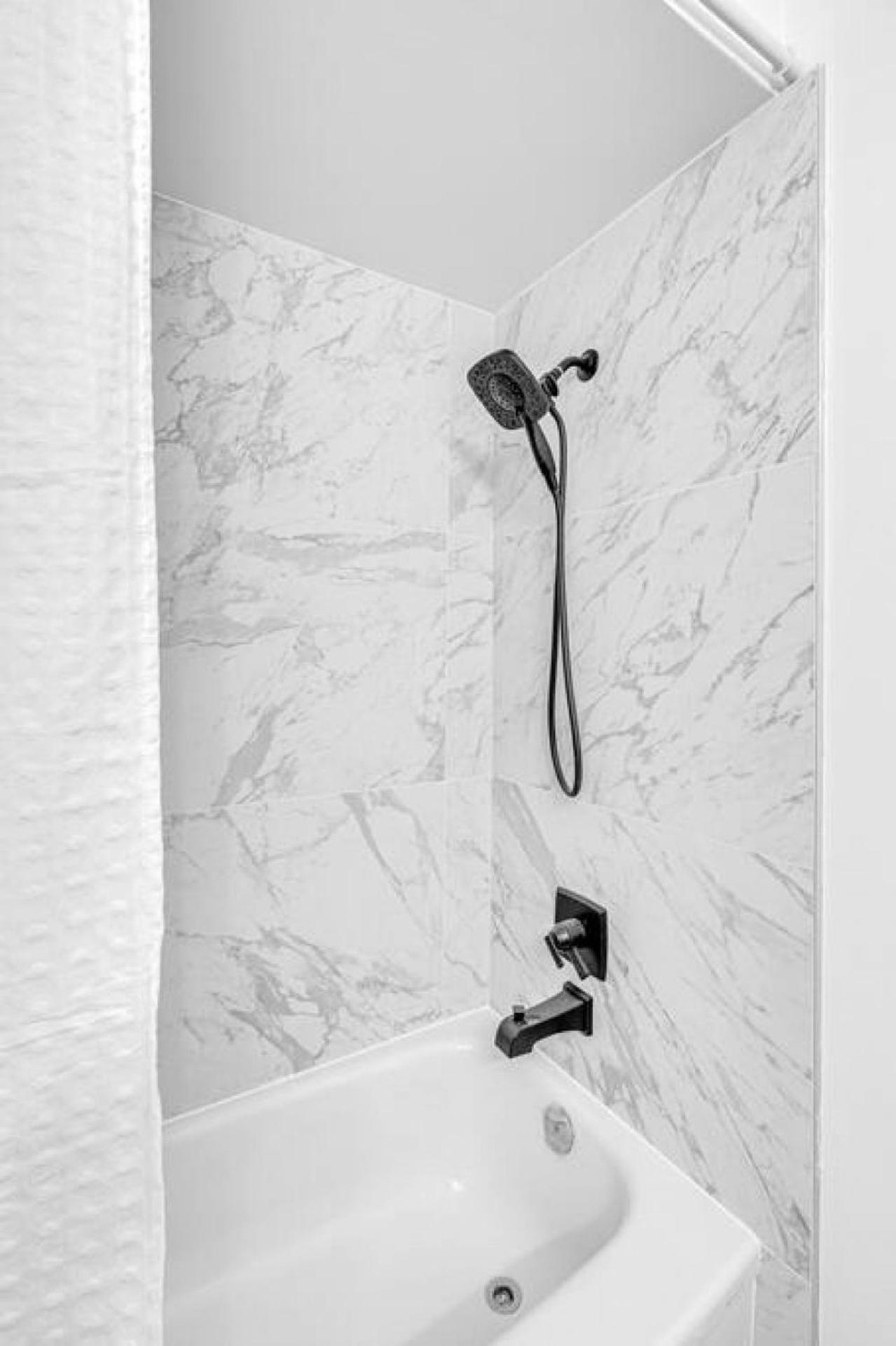 Newly Renovated Port Moody Condo