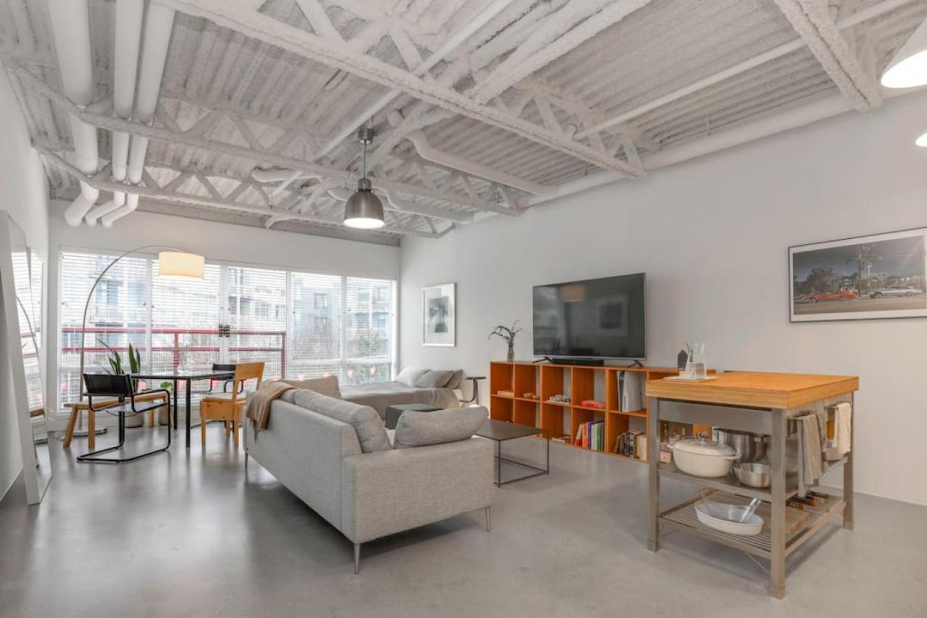 Modern and Specious Condo right off Main St