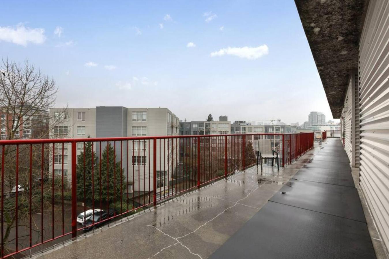 Modern and Specious Condo right off Main St