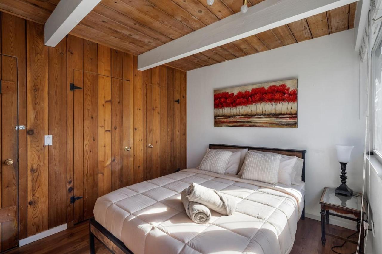Cozy 3-bedroom Family Retreat in North Vancouver