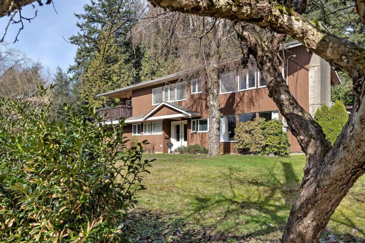 Cozy 3-bedroom Family Retreat in North Vancouver