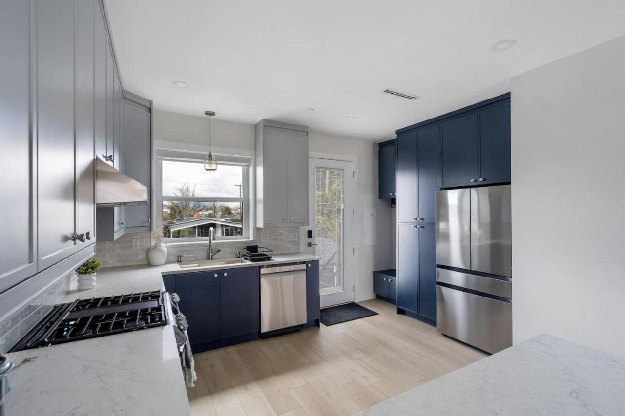 Modern Central Vancouver 3 Bedroom Gem