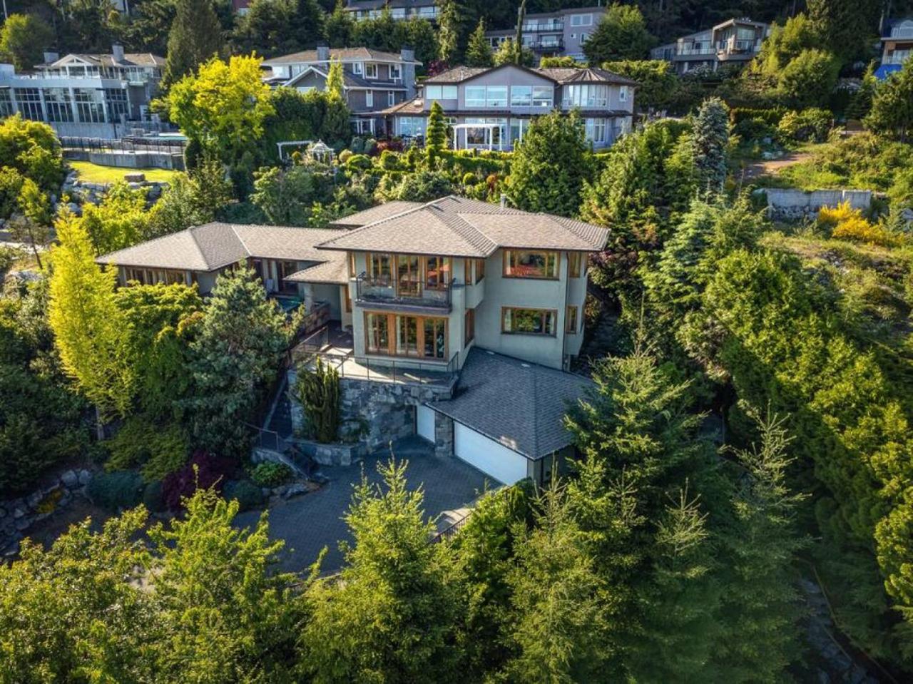 The Mountainside Retreat Home