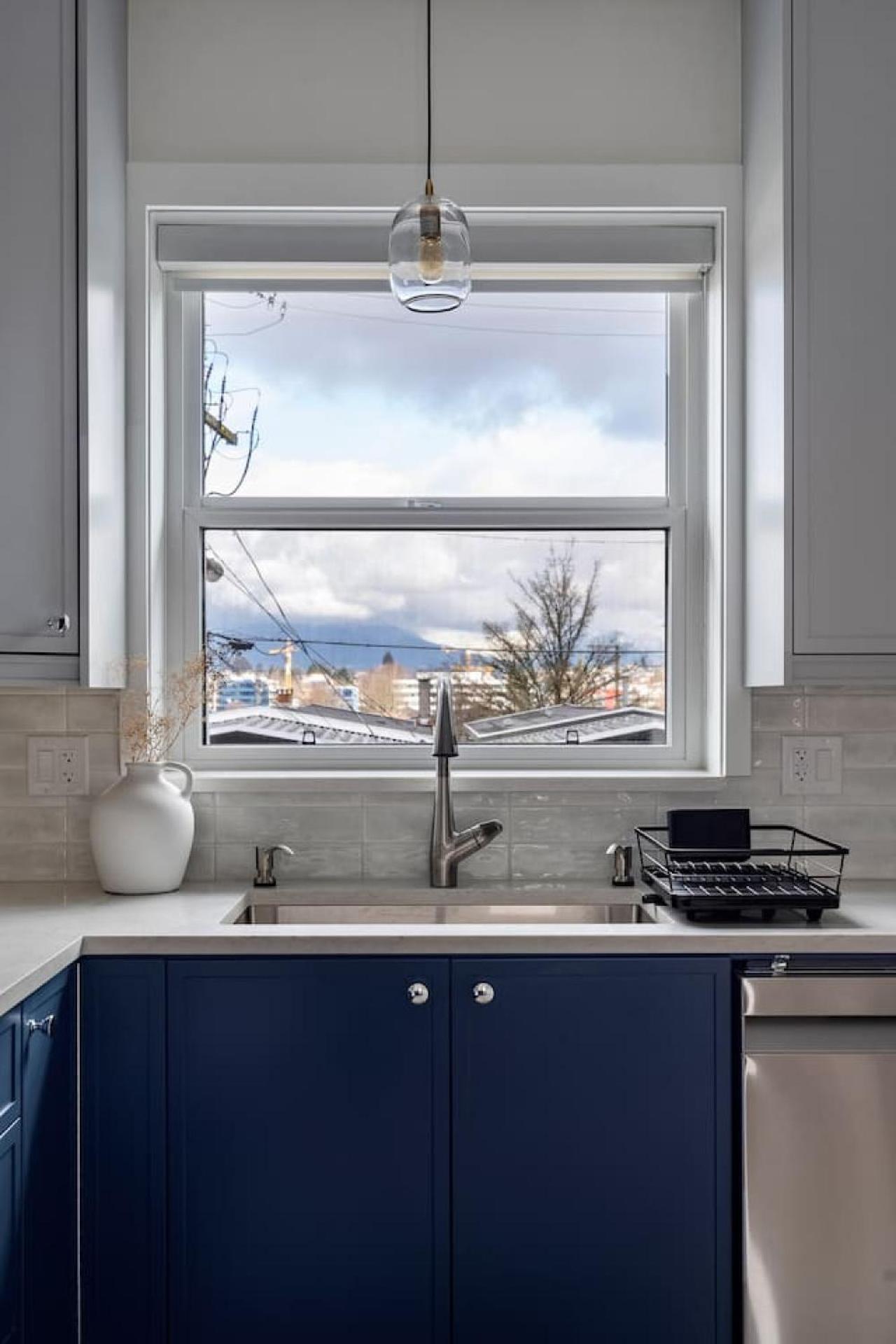 Modern Central Vancouver 3 Bedroom Gem