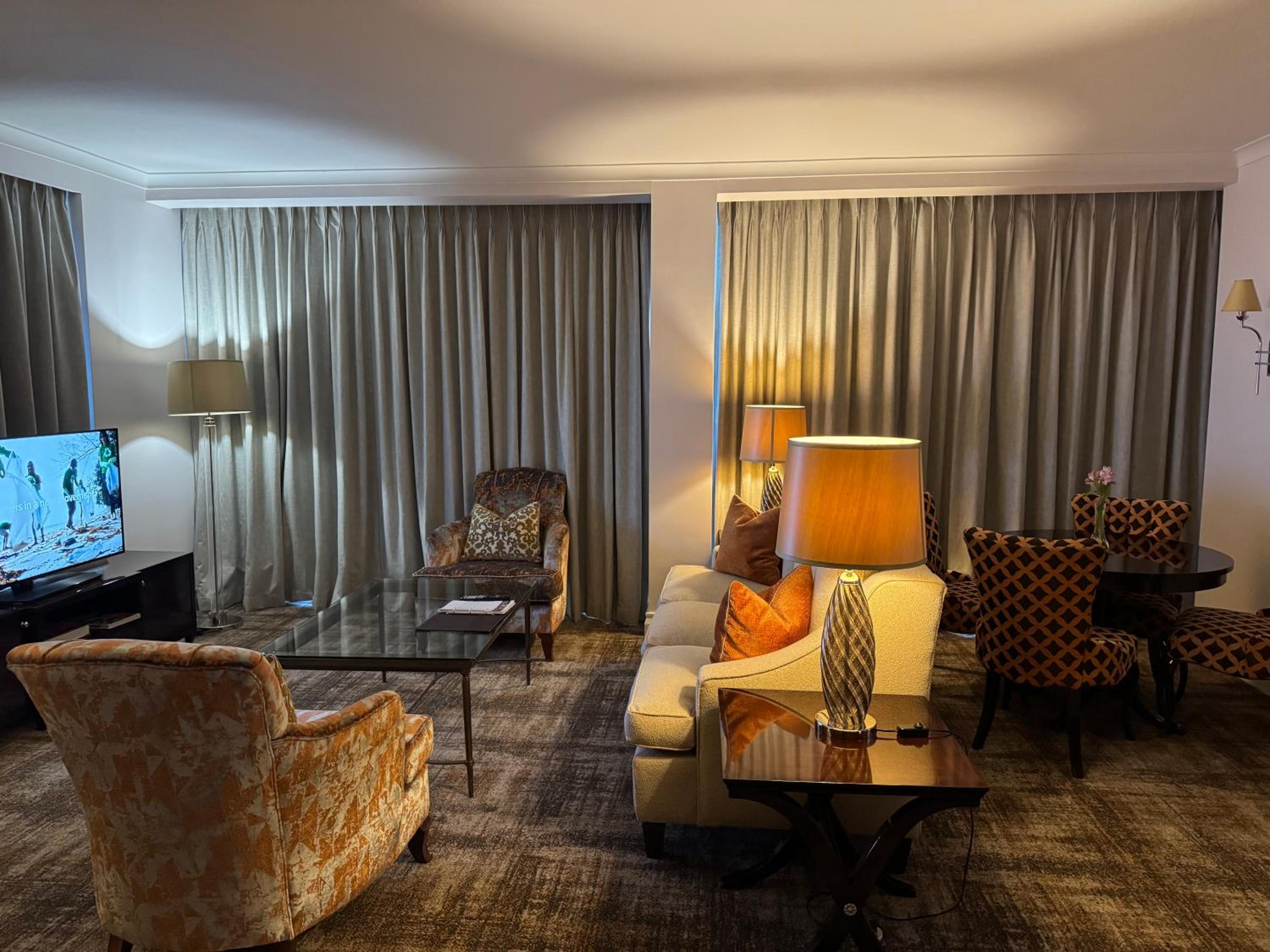 Luxury Residence 906 at Taj Cape Town view 3