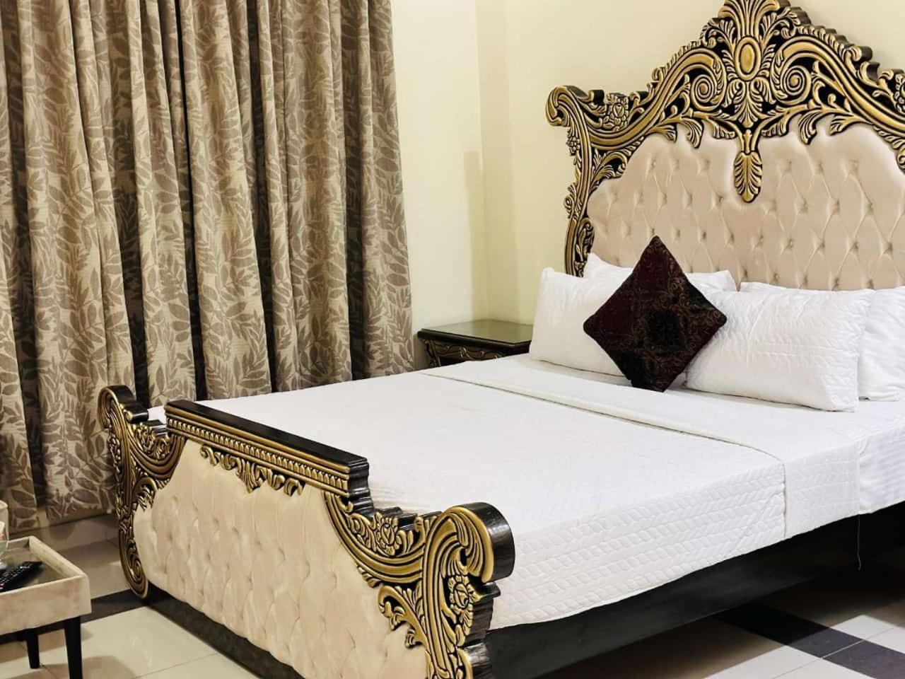 Hill Town Guest House Islamabad view 3
