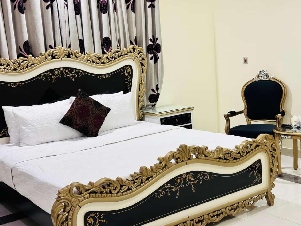 Hill Town Guest House Islamabad view 4