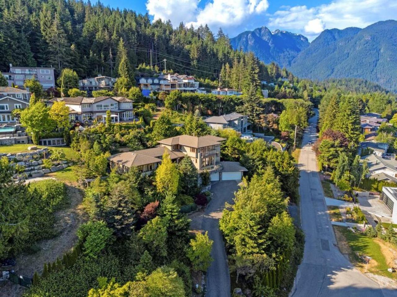 The Mountainside Retreat Home