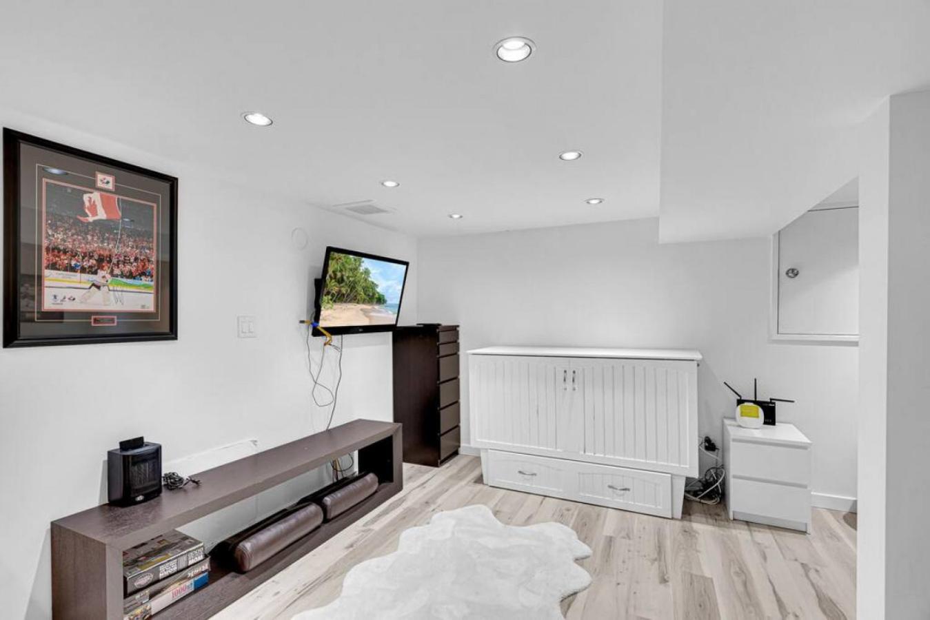 Comfortable 2-Bed Suite Near UBC