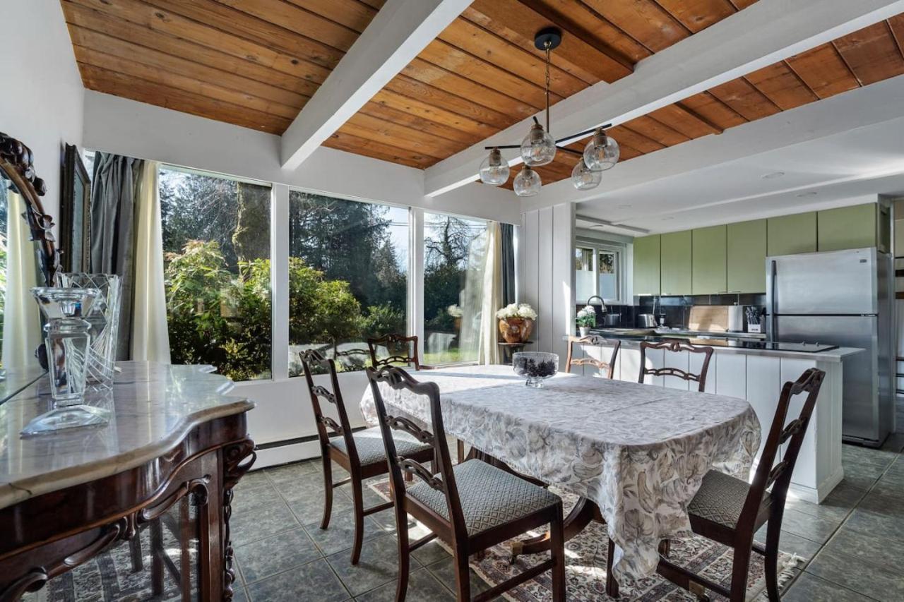 Cozy 3-bedroom Family Retreat in North Vancouver