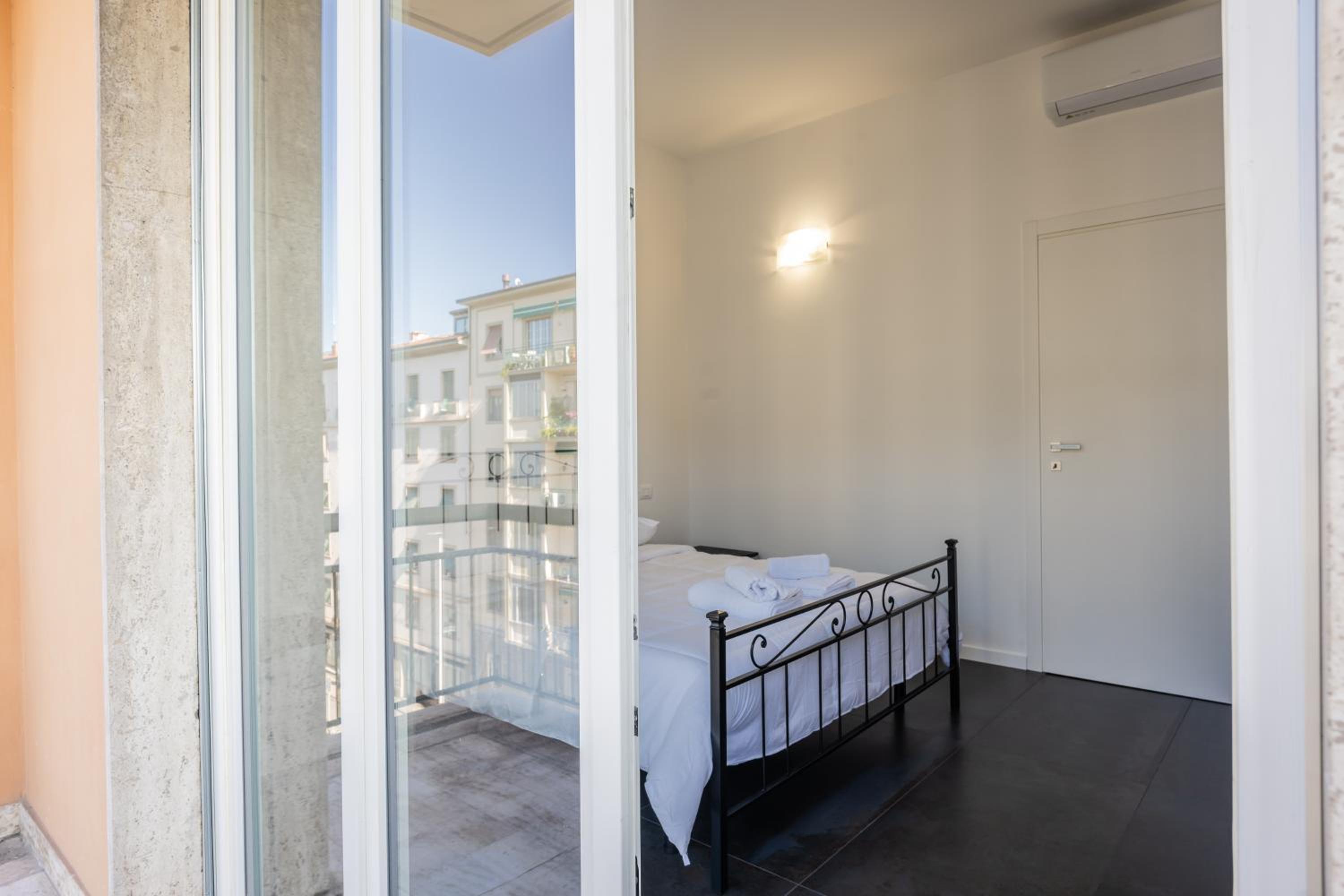Lungarno Apartment