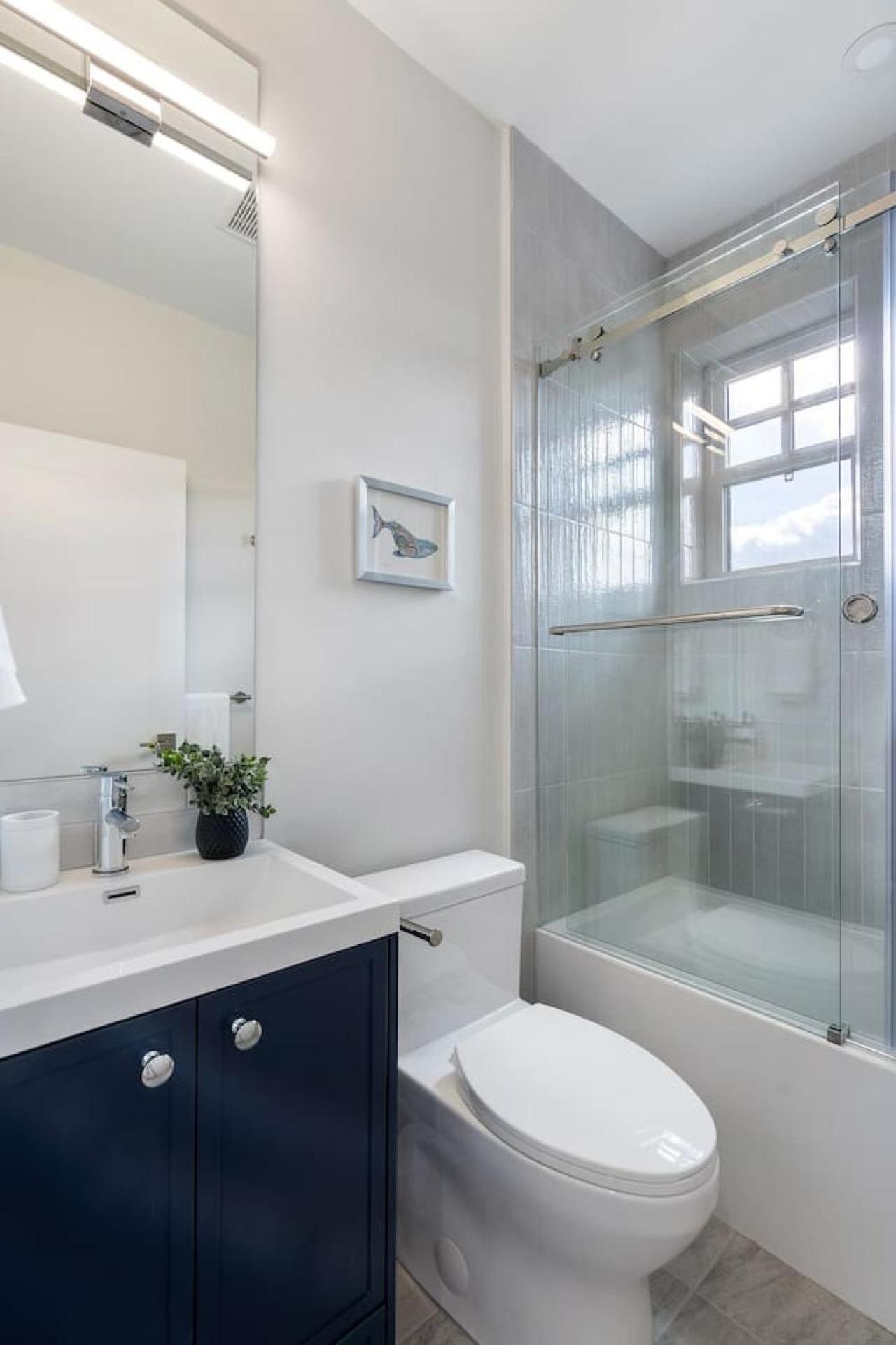 Modern Central Vancouver 3 Bedroom Gem