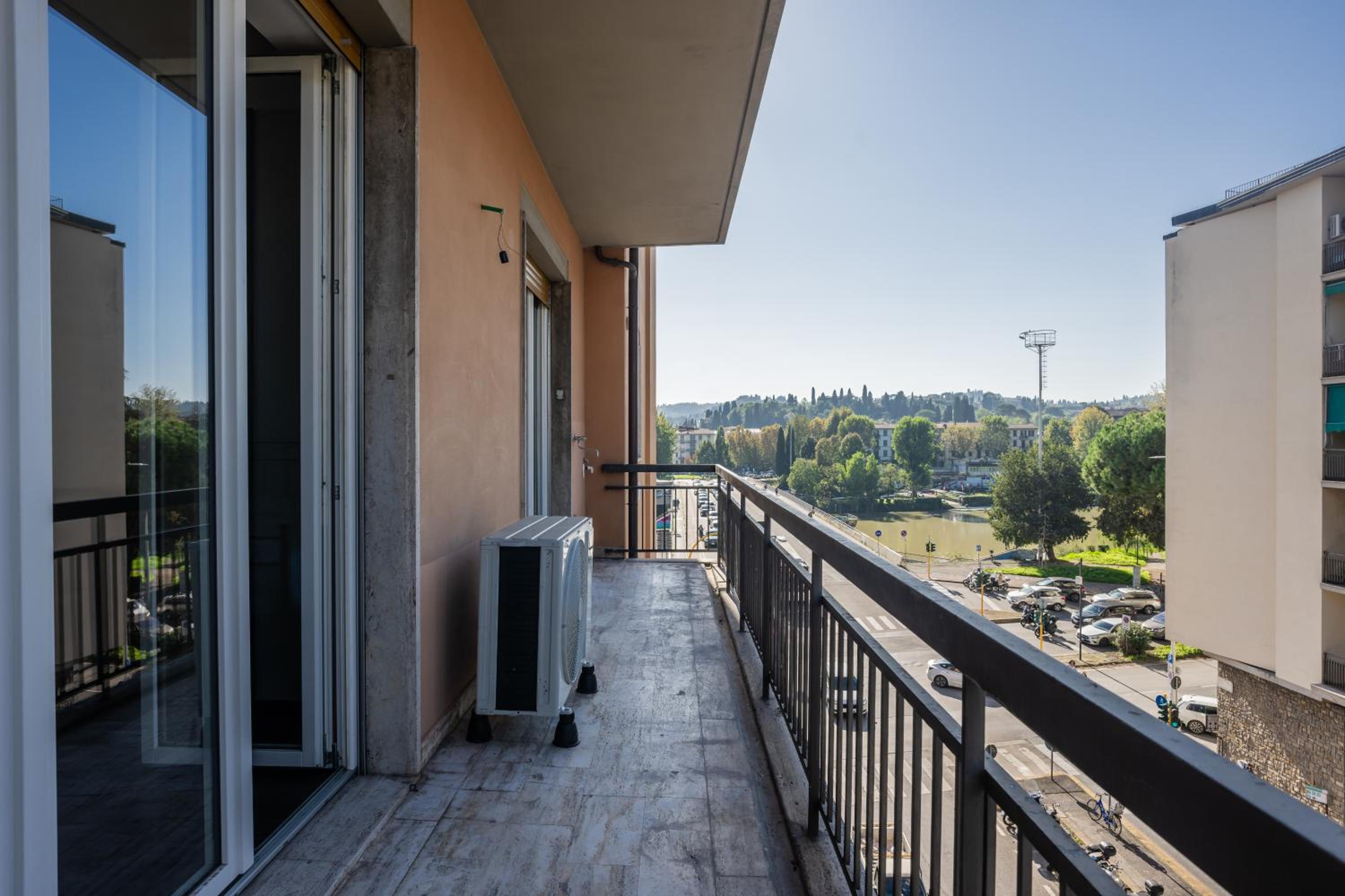Lungarno Apartment
