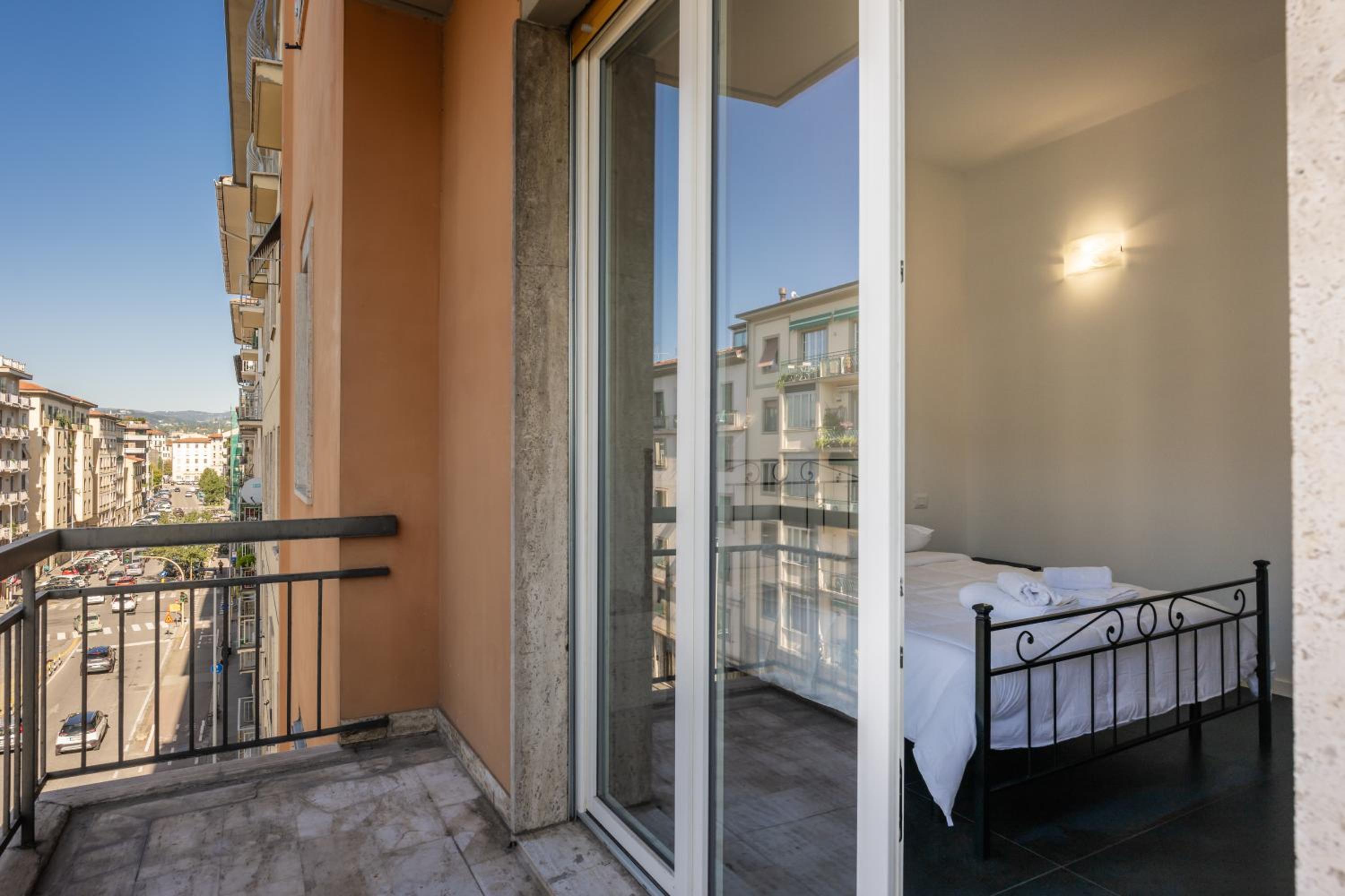 Lungarno Apartment
