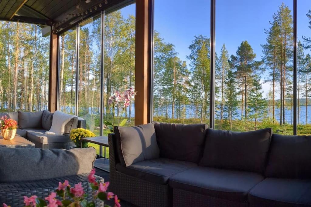 Lakeside Aurora Haven Modern 3BR Family Espace