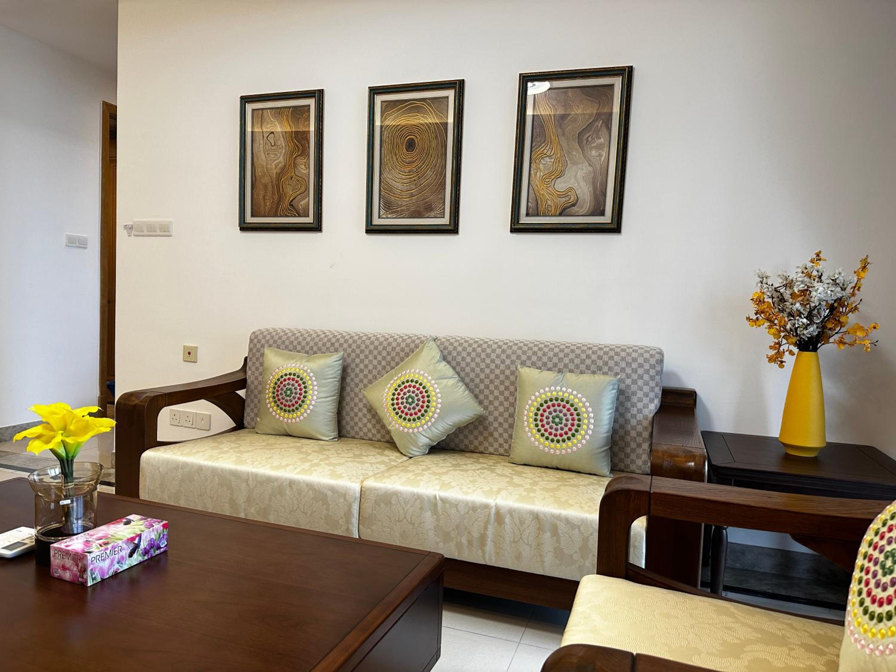 R&F Princess Cove by StayHere - 3BR with balcony