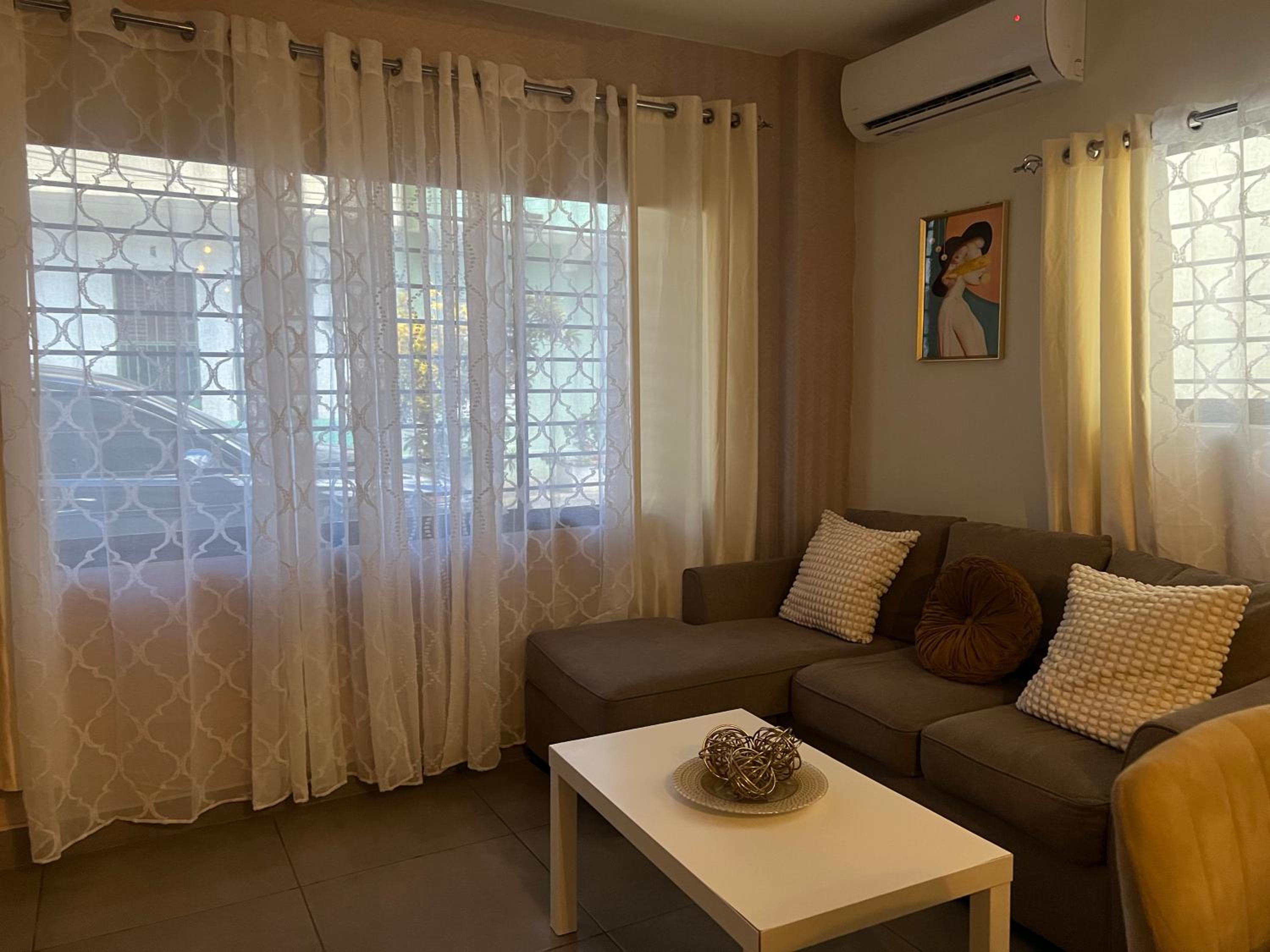 Colonial leyton apartment