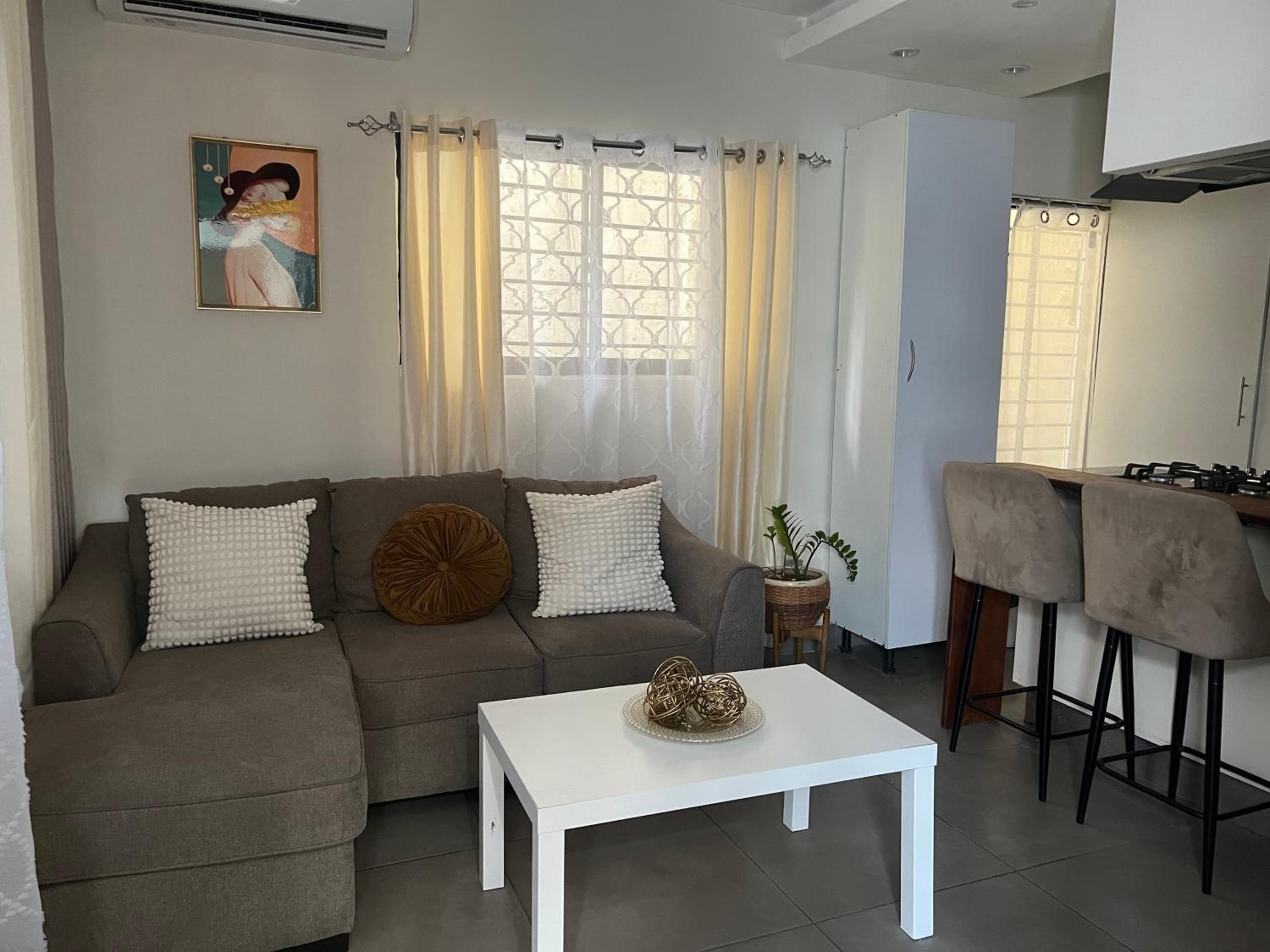 Colonial leyton apartment