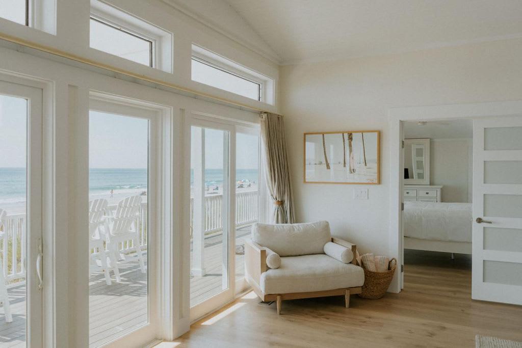 The Blue Moon Cottage view 4