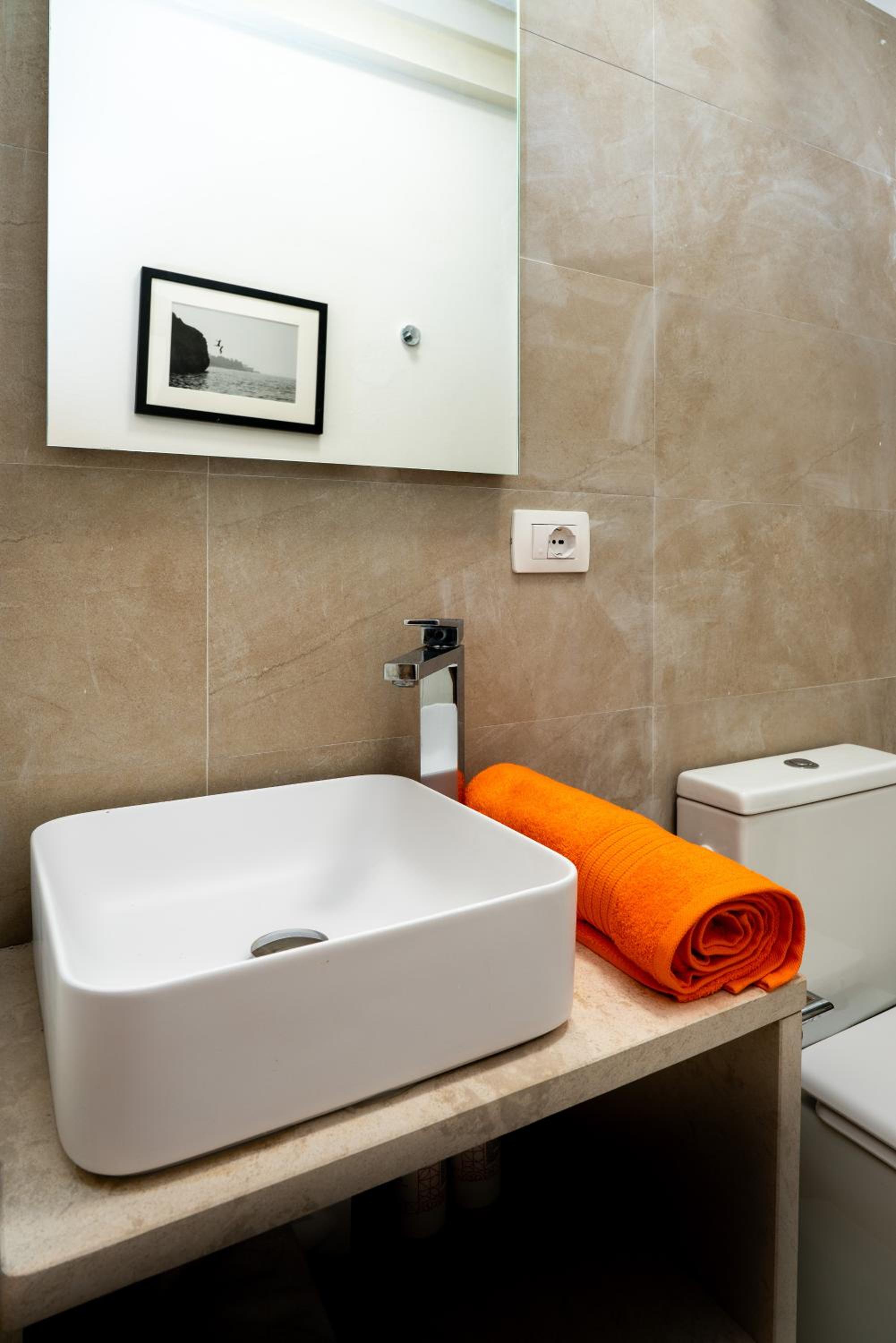 Ortigia Courtyard Apartment by Ortigia Apartments