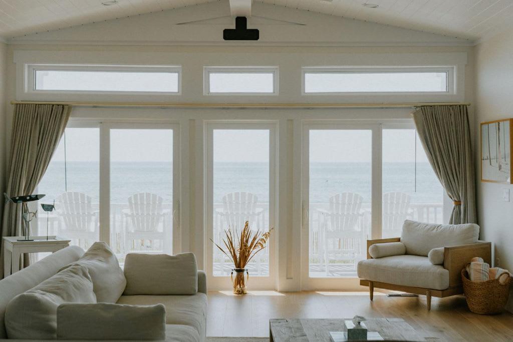 The Blue Moon Cottage view 5