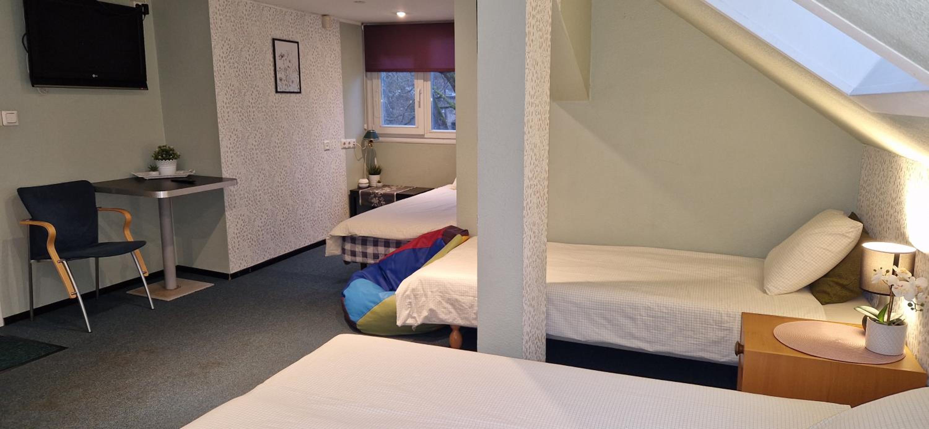Tallinn Vacations - Freedom65 Hostel and Caravan - Property Image 17